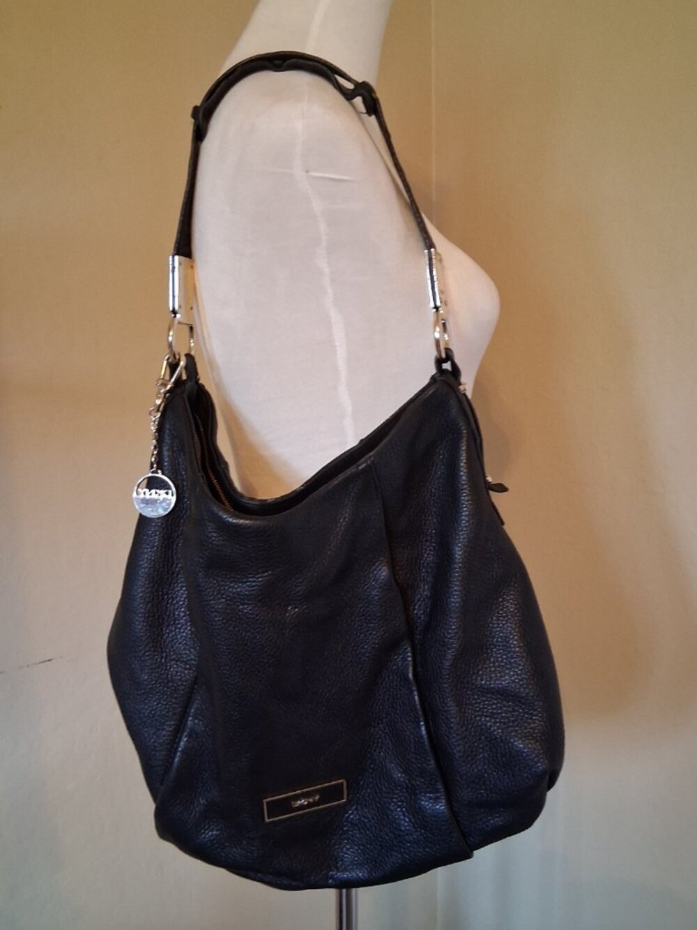 Vintage Black DKNY pebbled leather Hobo shoulder bag.